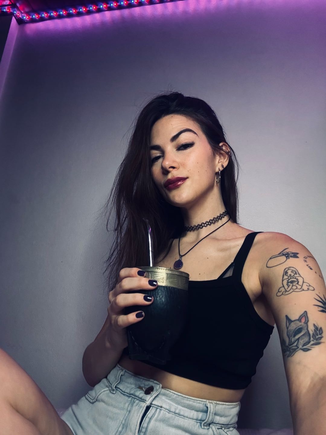 Live girl online now on Flingster — Paz